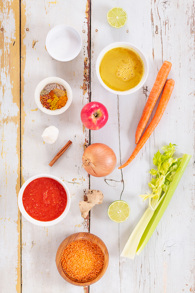 Slow Cooker Vegan Mulligatawny Soup with Red Lentils | #vegan #glutenfree | Plant Based Ingredients to Make Vegan Mulligatawny | The best vegan mulligatawny soup slow cooker recipe | vegetarian mulligatawny soup | vegetarian mulligatawny soup recipe lentils | vegetarian mulligatawny soup slow cooker | mulligatawny soup crock pot | best winter vegan slow cooker recipes // JustineCelina.com