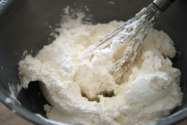 how_to_make_butter_4