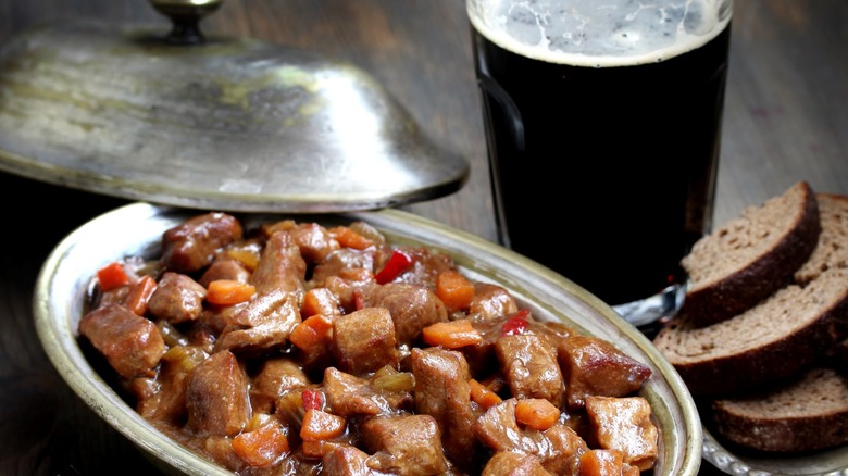 Irish stew with dark beer and bread