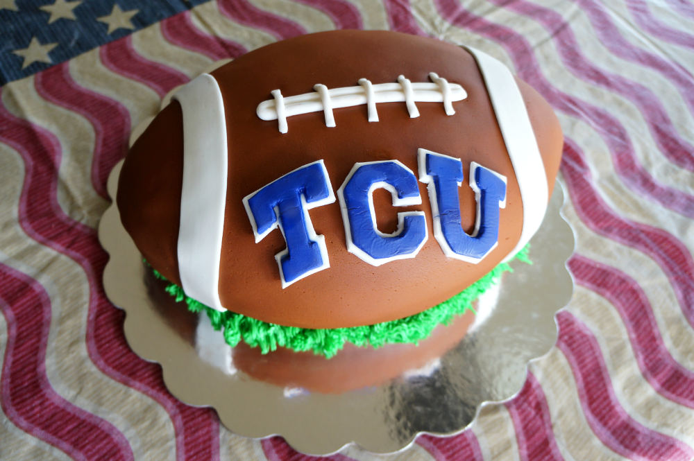 TCU graduation cake | The Baking Fairy