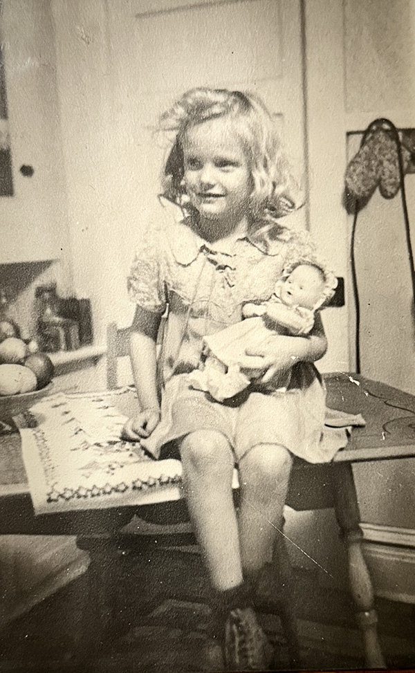 Thimbleanna: Mummy Thimbleanna: Mummy