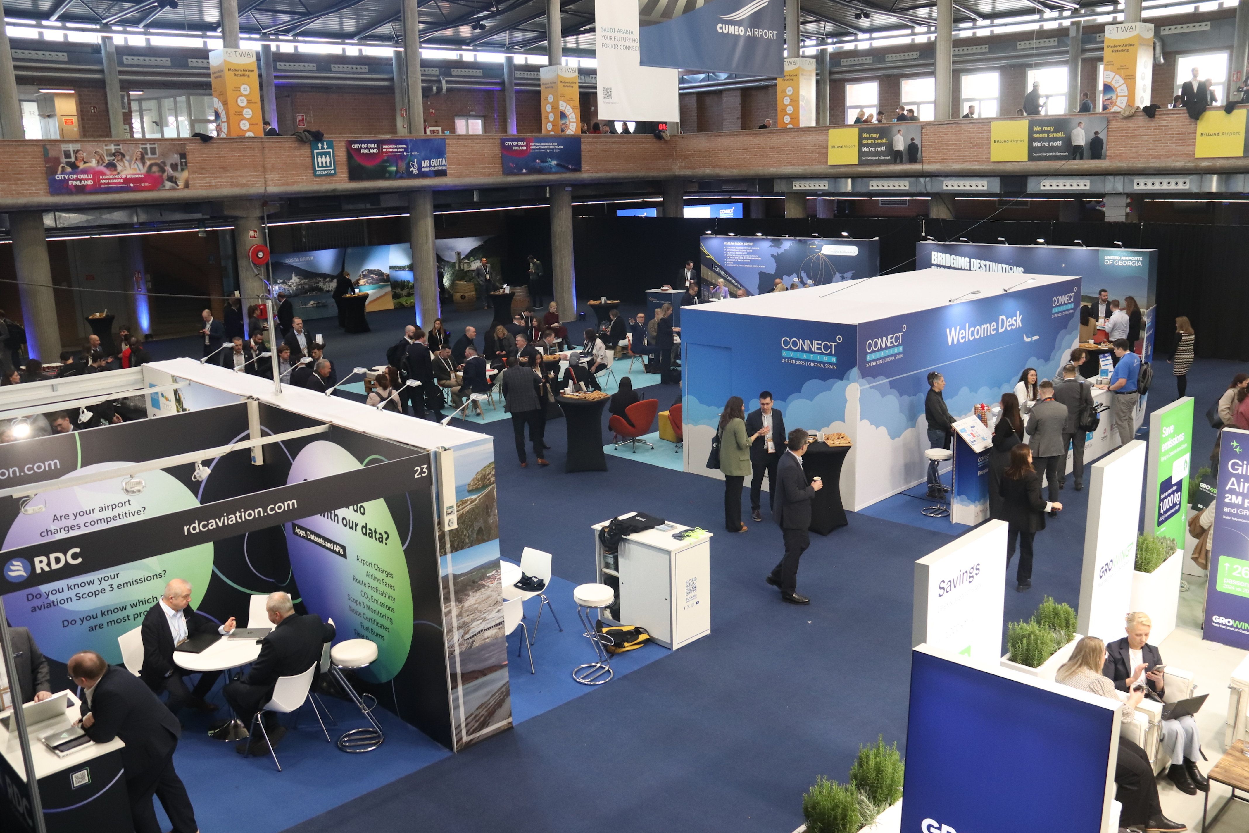 Assistents del congrés CONNECT sobre aerolínies que es fa a Fira de Girona | Aleix Freixas (ACN) Assistents del congrés CONNECT sobre aerolínies que es fa a Fira de Girona | Aleix Freixas (ACN)